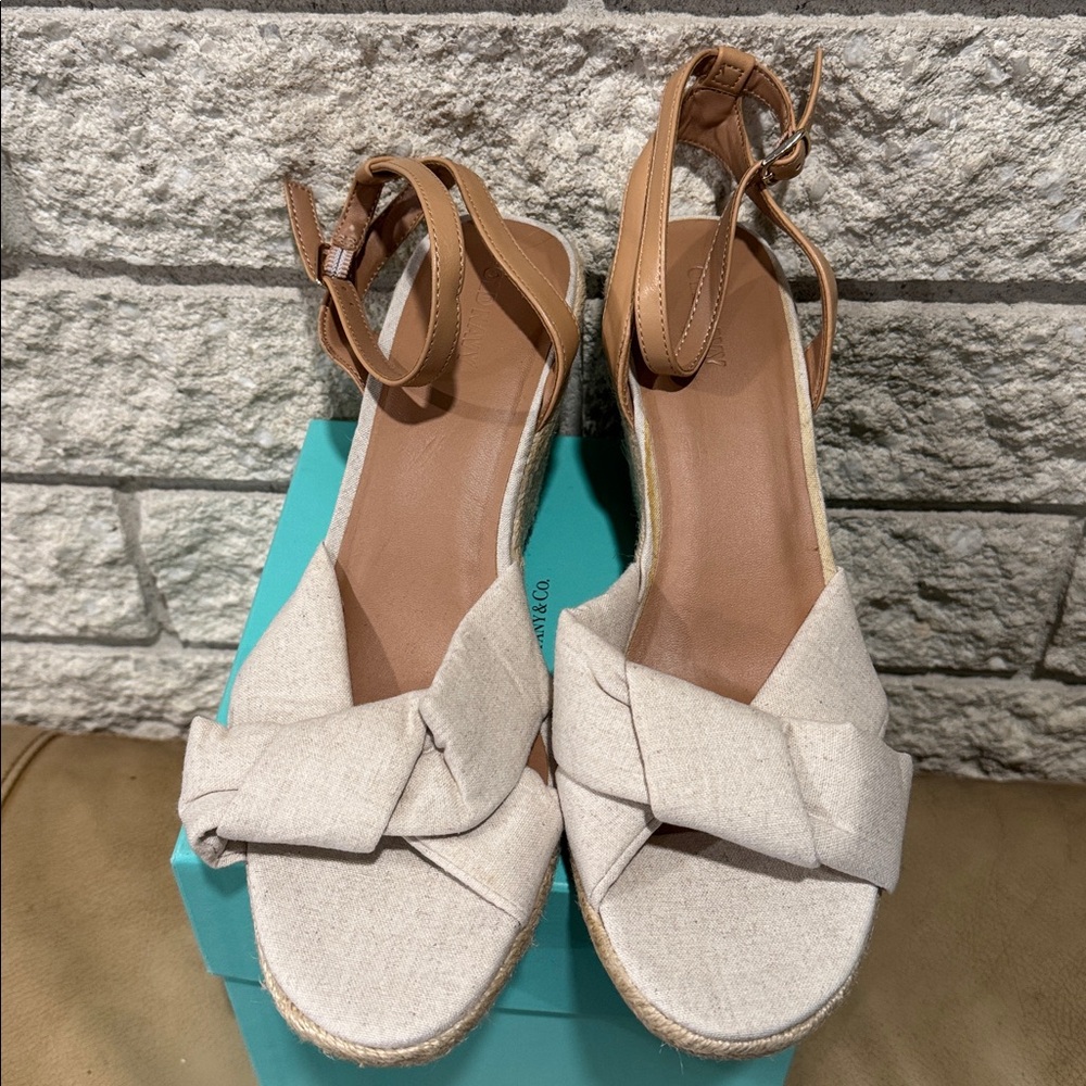 Old Navy Wedge Sandals - Picture 2 of 6